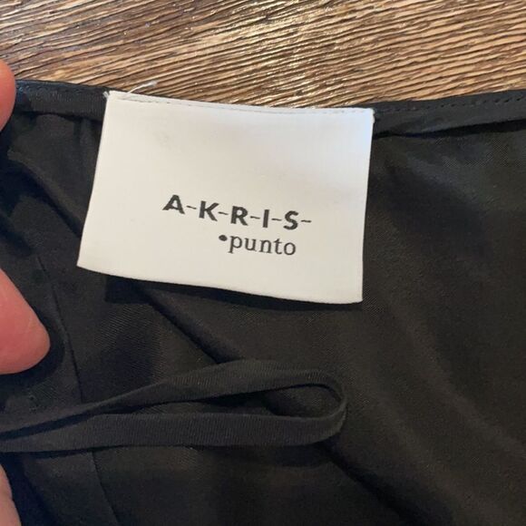 AKRIS PUNTO BLACK SLIP short SKIRT 6 EUC - Picture 5 of 8